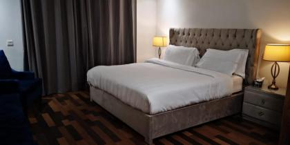 Luxury apartment in Gold Crest Mall 1 bed - image 13
