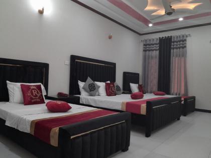 Hotel Grand Rose - image 10