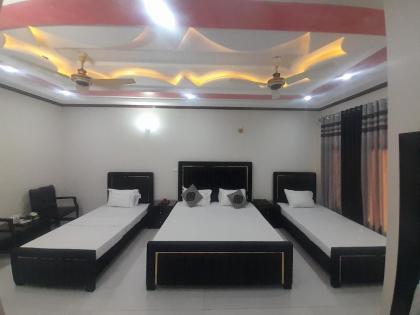 Hotel Grand Rose - image 17