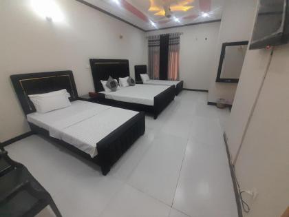 Hotel Grand Rose - image 21