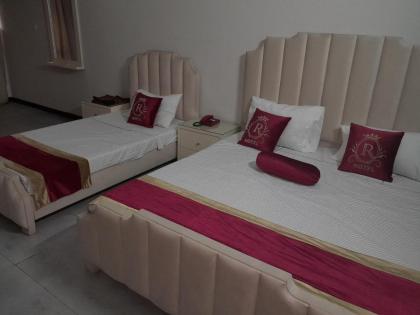 Hotel Grand Rose - image 27