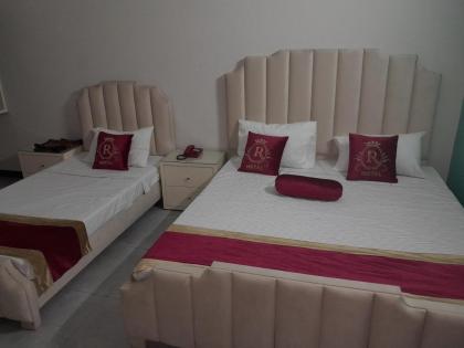 Hotel Grand Rose - image 30