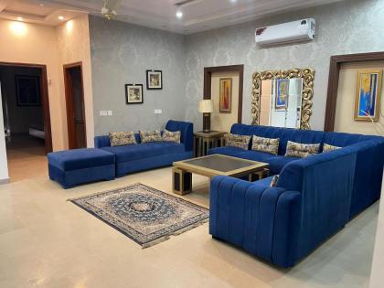 Three Bedroom Villa - image 12