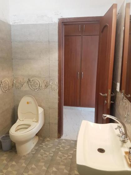 Red Brick Mansion - image 29