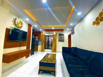 Luxury Apartment in Bahria Town Lahore