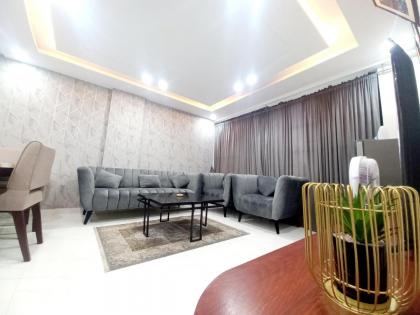 Luxury 1 BR Apartment In Bahria Town Lahore Pakistan With Fast WiFi and Free Parking - image 4