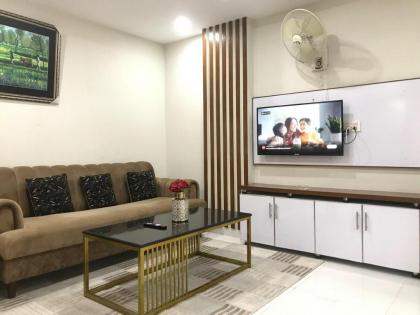 Serene 1-Bed Apartment in Bahria Town Lahore - image 10