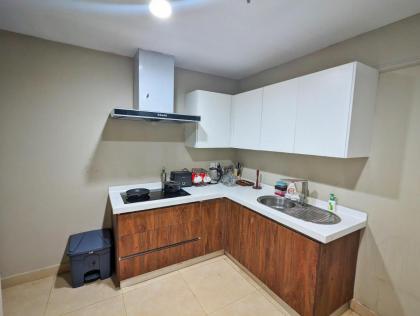 Goldcrest Mall One-bed Penthouse - image 14