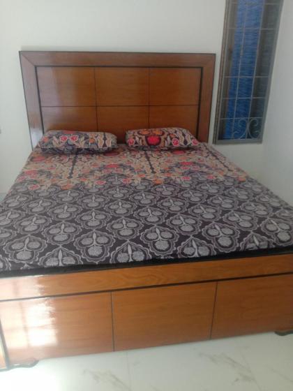 Gujrat Guest House - image 11