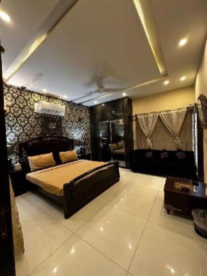 Apartment in Lahore 