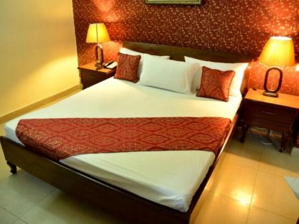 Luxury one hotel Lahore - image 2