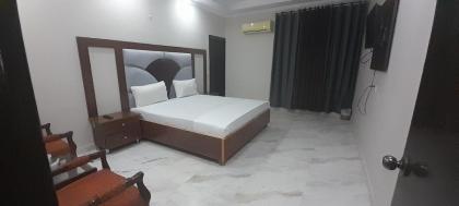 Hotel Prime Rose - image 11