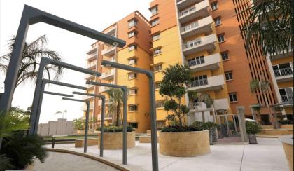 U&S Holiday Homes Gym Pool Wi-Fi High Floor - image 10