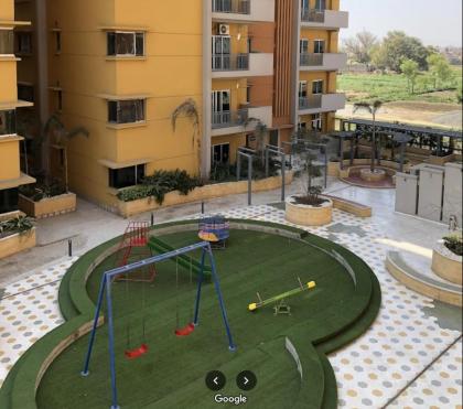 U&S Holiday Homes Gym Pool Wi-Fi High Floor - image 13
