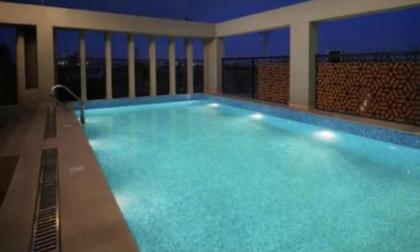 U&S Holiday Homes Gym Pool Wi-Fi High Floor - image 4