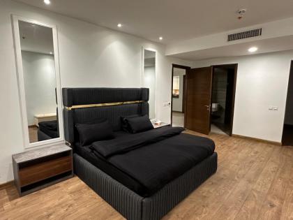 The pent house penta square - image 2
