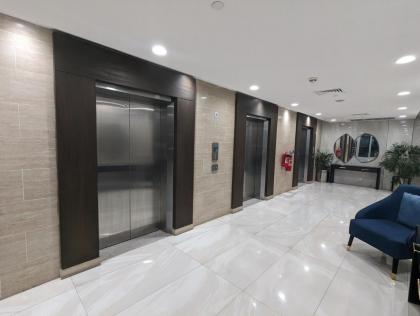 The Executive Studio - image 10