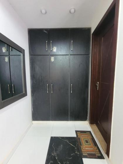 Ultra muse Studio Apartment - image 16