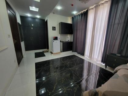 Ultra muse Studio Apartment - image 6