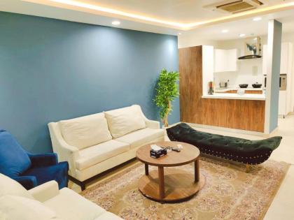 Super Deluxe Apartment - image 15