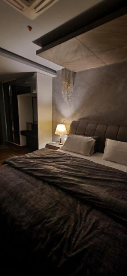 Heavenly Highrise 1 BR Apartment Gold Crest DHA - image 11