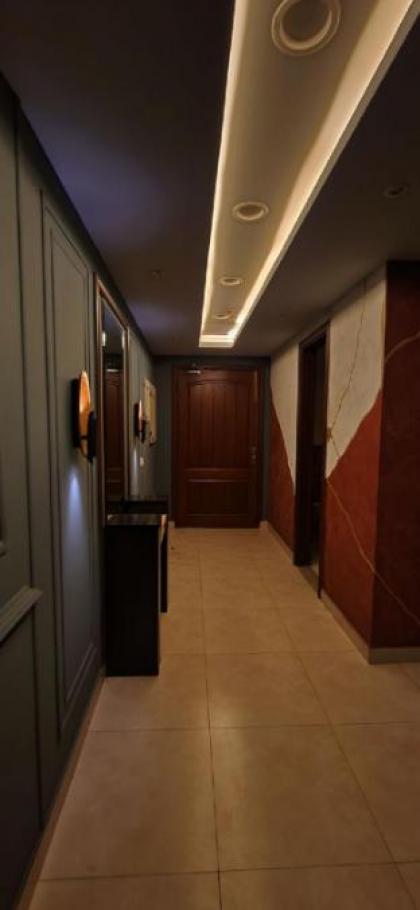 Heavenly Highrise 1 BR Apartment Gold Crest DHA - image 16