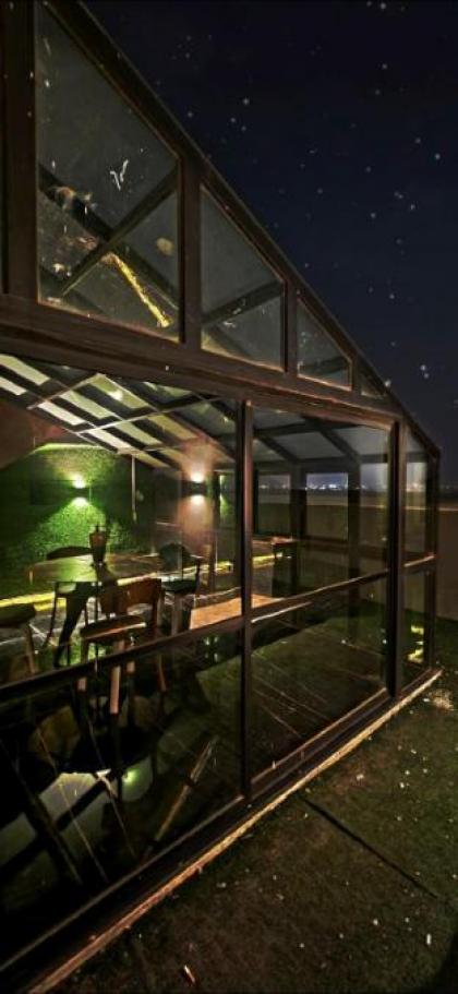Heavenly Highrise 1 BR Apartment Gold Crest DHA - image 2