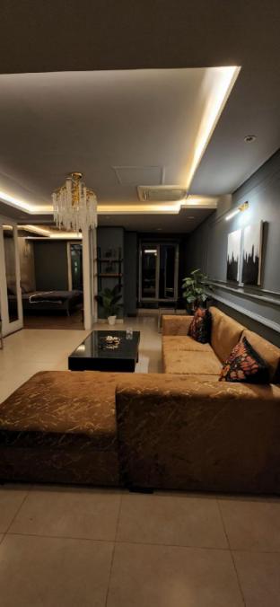 Heavenly Highrise 1 BR Apartment Gold Crest DHA - image 5