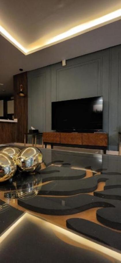 Heavenly Highrise 1 BR Apartment Gold Crest DHA - image 7