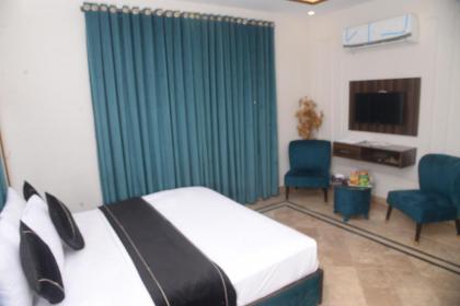 Hotel Five Season Lahore - image 21