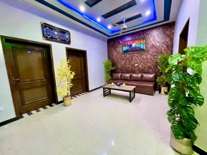 Go Hotel 001 Johar Town - image 27