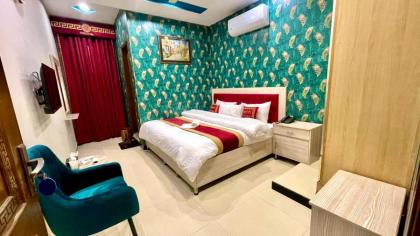 Go Hotel 001 Johar Town - image 28