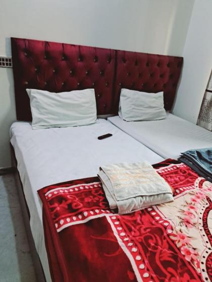 Lord Family Hotel