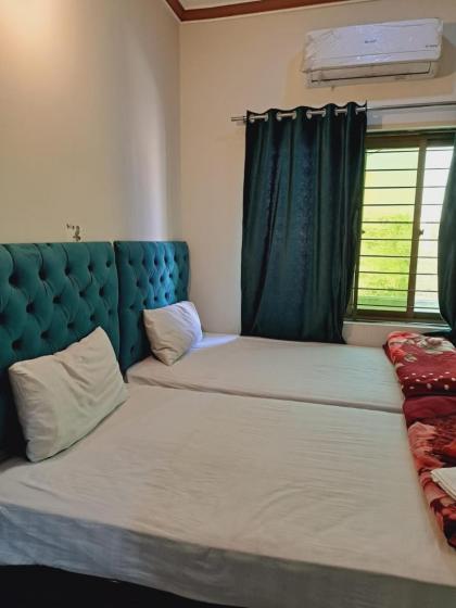 Lord Family Hotel - image 21