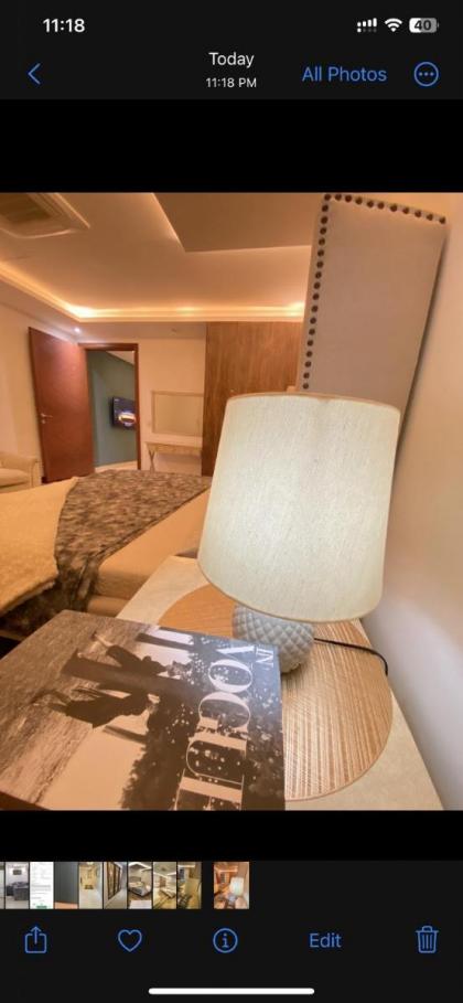 Gold crest Mall The Aesthetic one bed suite - image 5