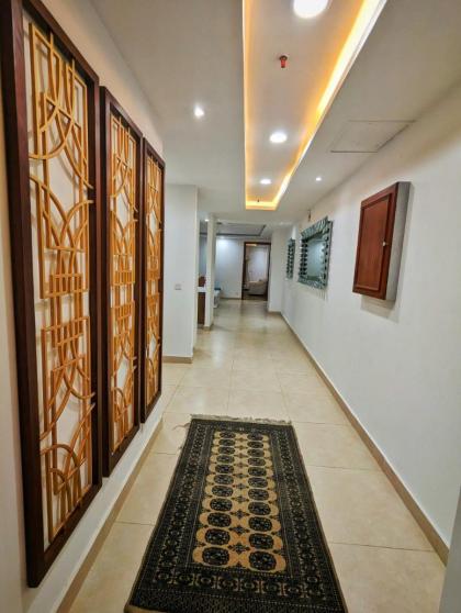 Gold crest Mall The Aesthetic one bed suite - image 6